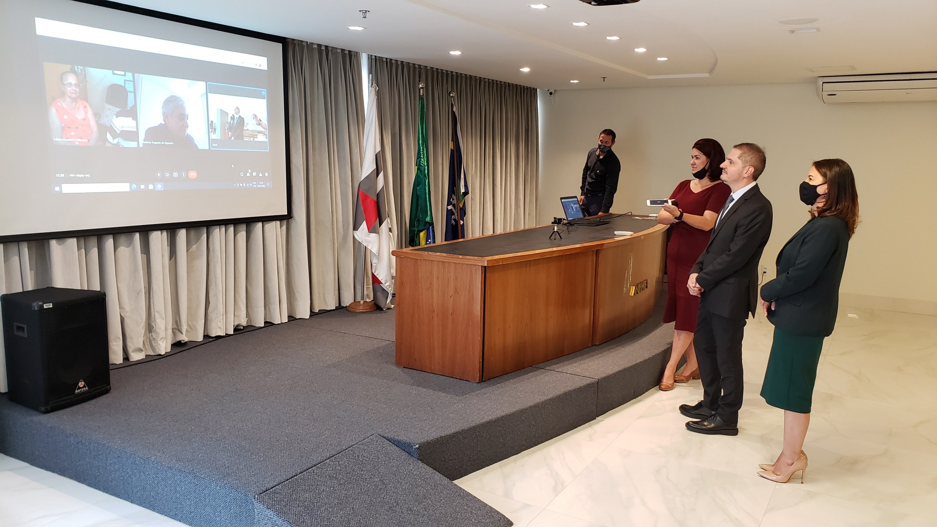 Fotos da visita do Ministro da AGU à ANPPREV em 8/2/22